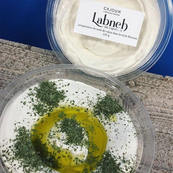 Labneh-vegetal-cremerie-vegane-noix-de-cajoux-plantbased